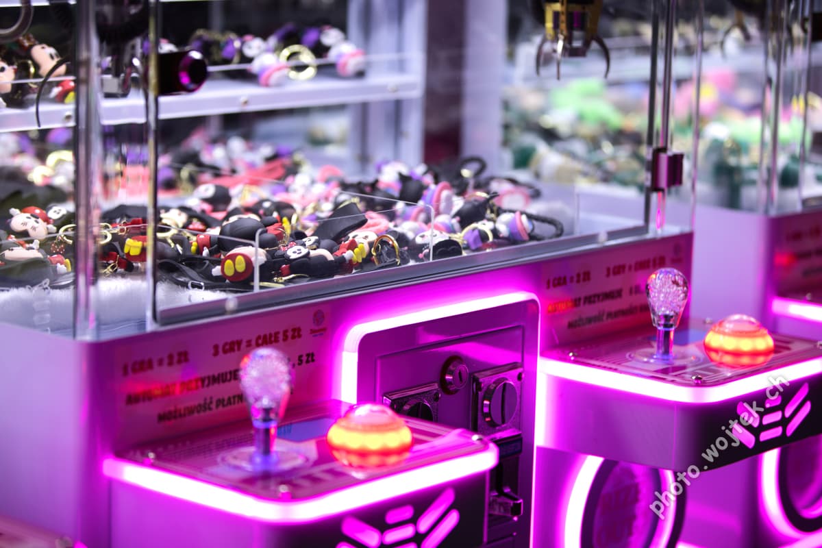Claw Machine Arcade Game Warsaw Poland
